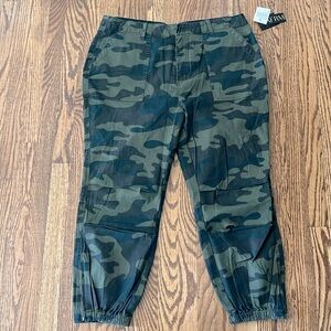 AFRM Camo Joggers NEW